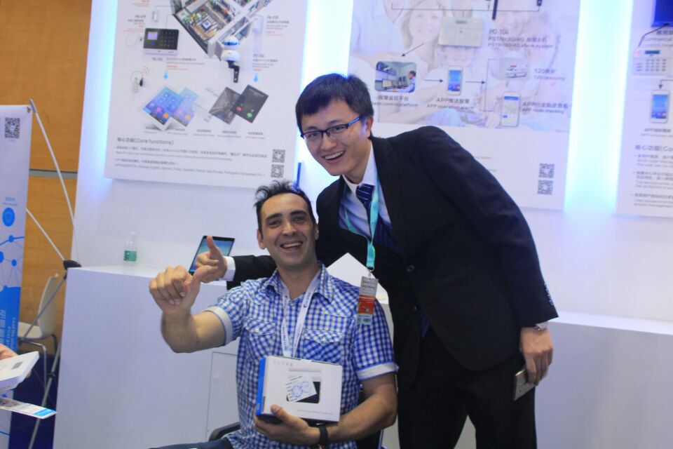 領(lǐng)航集團(tuán)全球安防第一展cpse圓滿成功