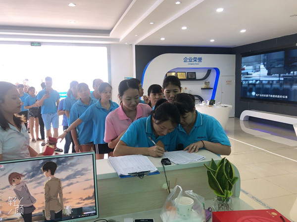 中秋將至,領(lǐng)航集團(tuán)感謝一路有“您”陪伴！