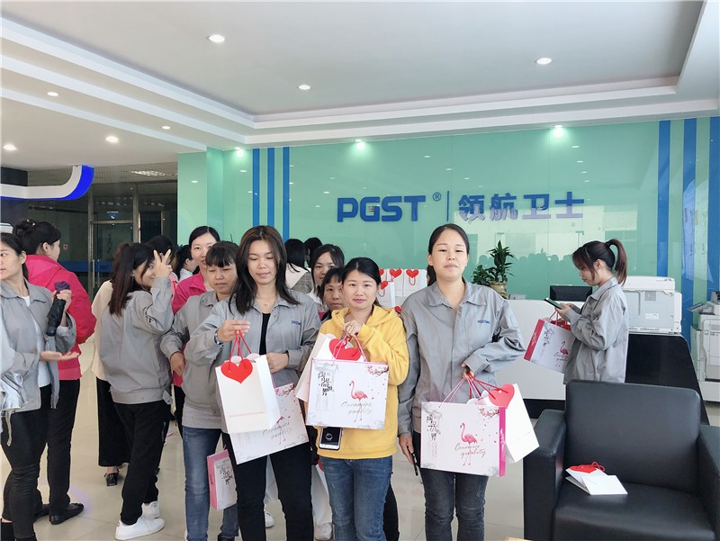 三八婦女節(jié)，領(lǐng)航集團為全體女員工發(fā)放溫馨福利