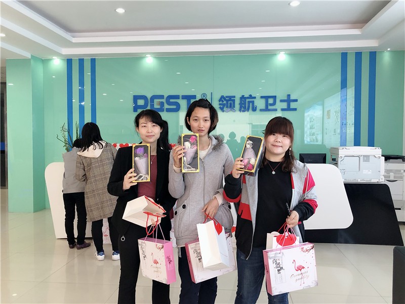 三八婦女節(jié)，領(lǐng)航集團為全體女員工發(fā)放溫馨福利