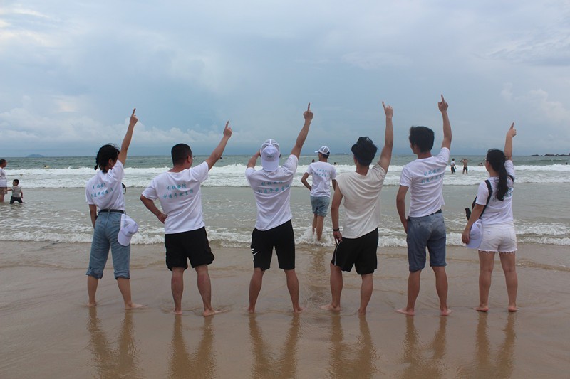 年領(lǐng)航集團(tuán)南澳西沖歡樂之旅！